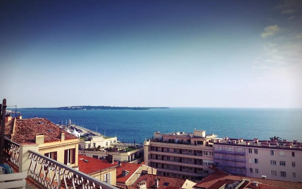 No. 31 Cannes France